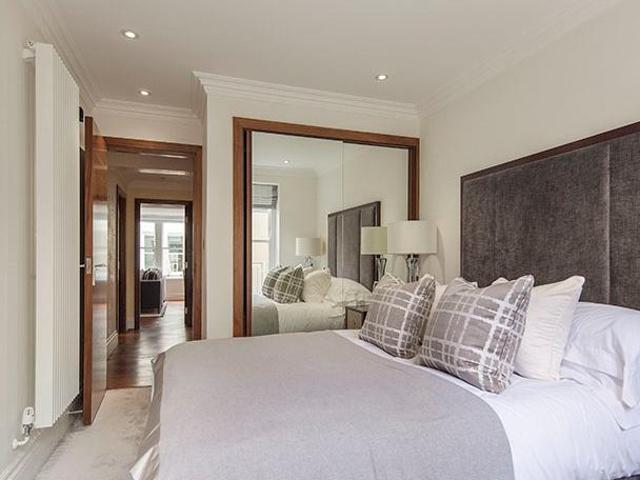 Garden House W2 2 bed flat to rent £5,417 pcm £1,250 pw