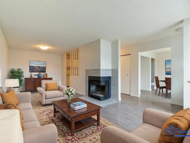 Garden Oaks