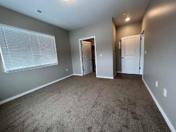 Garden Lofts 2 Bedroom Home for Rent at 4450 4440 4450 S 26th St, Milwaukee, WI 53221 Castle Manor