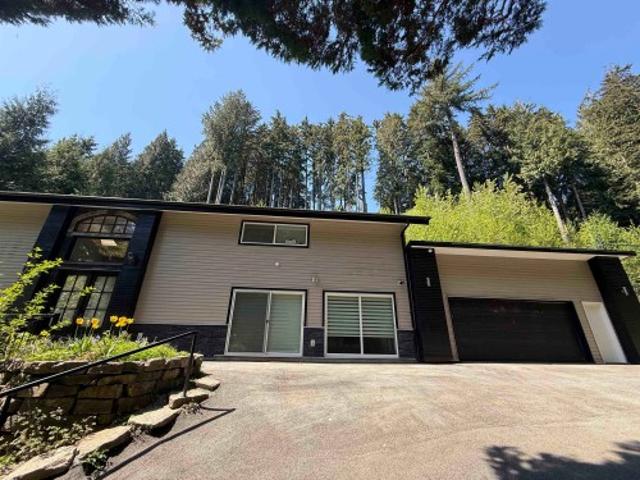 285 Rabbit Lane, West Vancouver, BC, V7S 1J1 house for lease | Listing ID R3121 | Royal LePage
