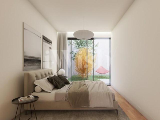 Garden Living Apartamento com 2 quartos e logradouro em Ca. 64m² Campanhã