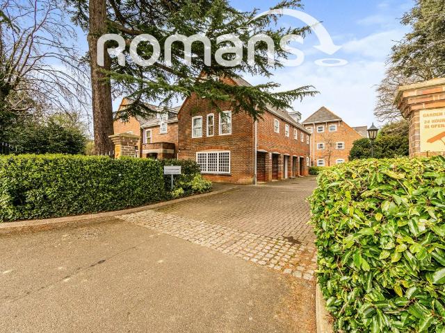 Garden Mews, Westcote Road, Reading RG30, 2 bed flat to rent, £1,475 pcm | PrimeLocation