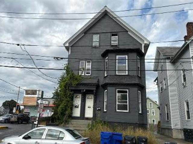 Garden St