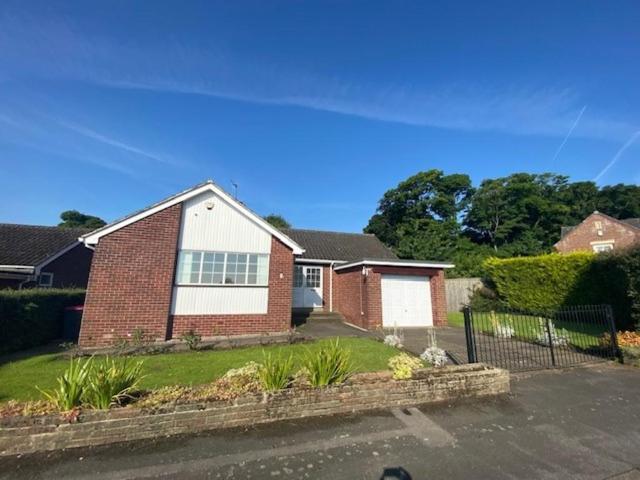 Garden Walk, Spinneyfield, S60 3HY 2 bed detached bungalow to rent £1,250 pcm £288 pw