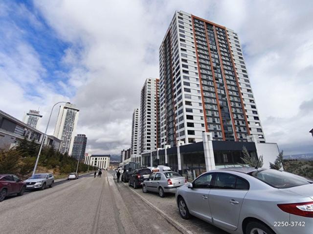 gardenden SKYLİNE TOWERDA LÜX YAPILI 9.KAT MANZARALI 4.5+1 DAİRE