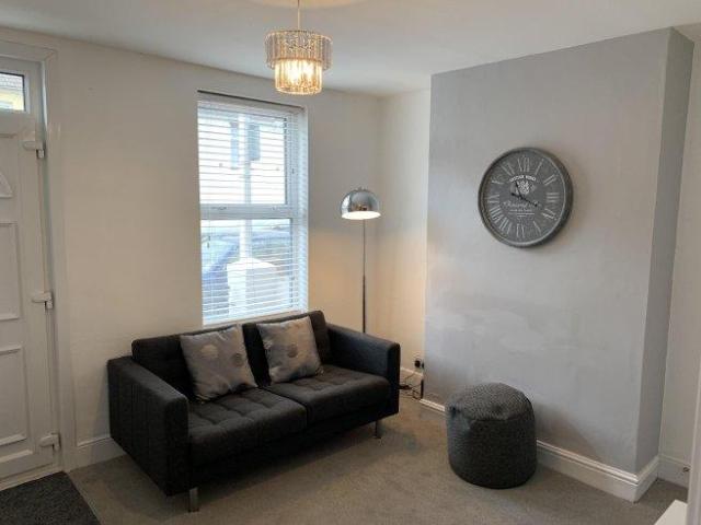 Gardiner Street 4 bed house share to rent £2,400 pcm £554 pw