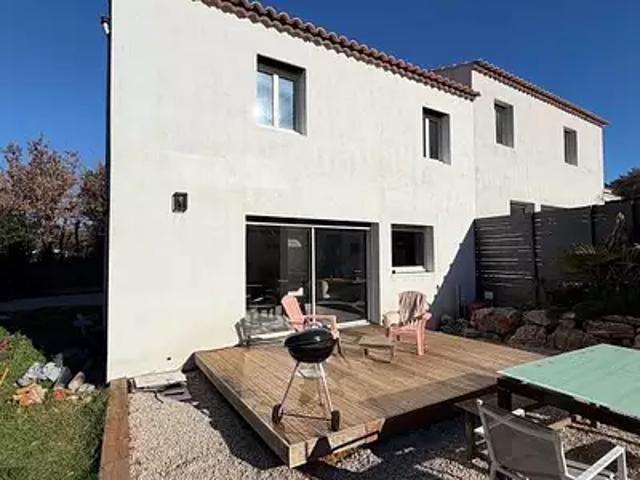 Garéoult 83136 Achat / Vente maison 4 pièces t4 jardin terrasse