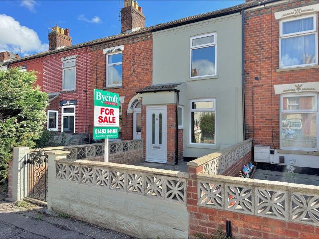 Garfield Road, Great Yarmouth NR30, 3 bed terraced house to rent, £950 pcm | PrimeLocation