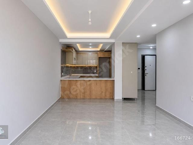 GARİPOĞULLARI'NDAN HACIİLYAS'DA BAHÇELİ 2+1 DAİRE