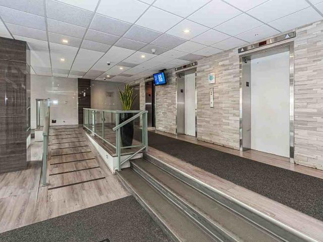 Garneau Towers Apartments Studio Apartment for Rent at 8510 111 St Nw, Edmonton, AB T6G 1H7 Garneau