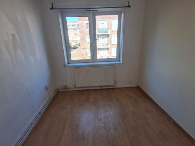 Garnies Close, London SE15, 4 bed flat to rent, £3,200 pcm | PrimeLocation