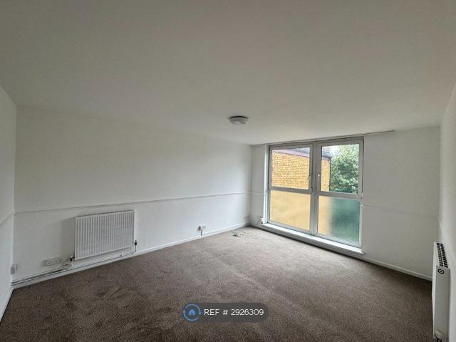 Garratt Lane, London SW17, 2 bed flat to rent, £2,600 pcm | PrimeLocation