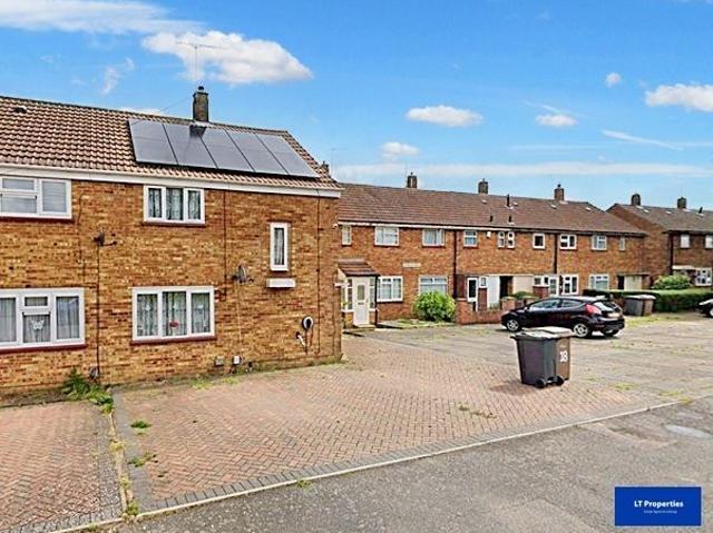 Garretts Mead, Luton LU2, 3 bed terraced house to rent, £1,650 pcm | PrimeLocation