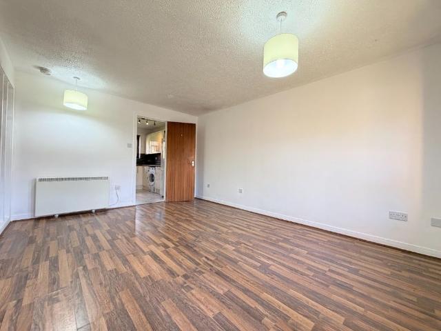 Garriochmill Road, 0/2, Glasgow, North Kelvinside, G20 6LT