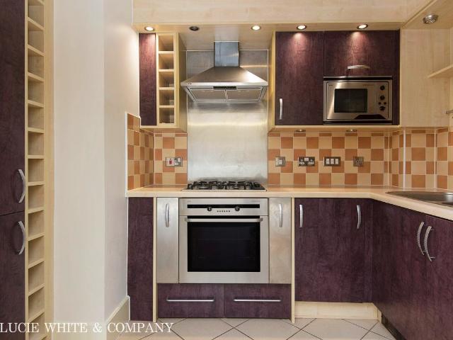 Garricks House, Kingston Upon Thames KT1, 1 bed flat to rent, £1,600 pcm | PrimeLocation