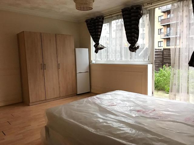 Garry Way, Romford, Greater London RM1, 4 bed terraced house to rent, £2,650 pcm | PrimeLocation