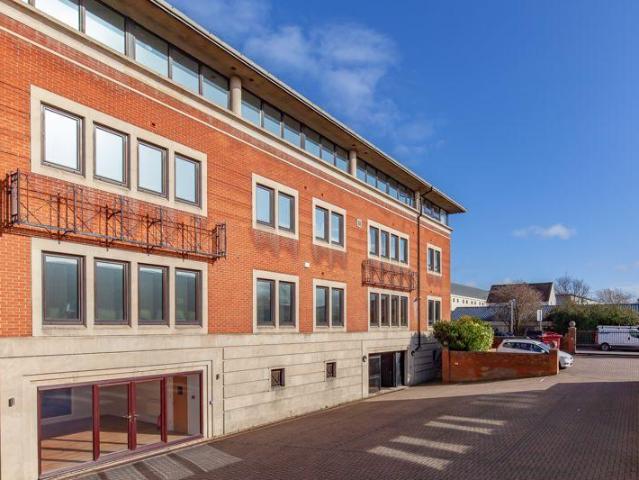 Garsington Road, Oxford Studio to rent £995 pcm £230 pw