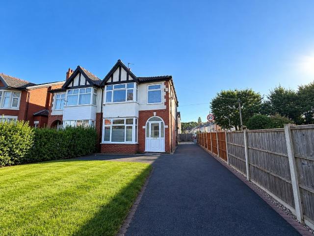 Garstang Road, Fulwood, Preston PR2, 3 bed detached house to rent, £1,300 pcm | PrimeLocation