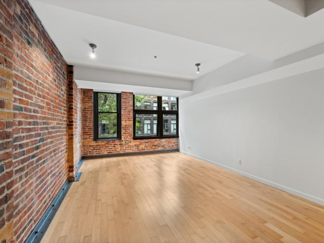 Gastown Heritage Loft – Water Street Garage | Available Immediately
