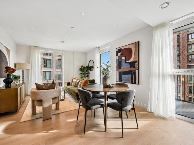 Gasholder Place, Oval Village, London SE11, 2 bed flat to rent, £4,200 pcm | PrimeLocation