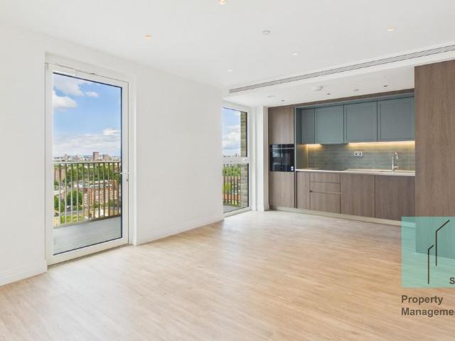 Gasholder Place, London SE11 2 bed apartment to rent £3,500 pcm £808 pw