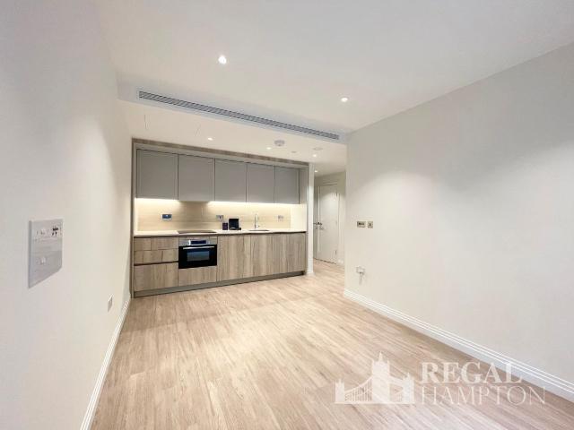 Gasholder Place, Lambeth, London SE11, 1 bed flat to rent, £2,700 pcm | PrimeLocation