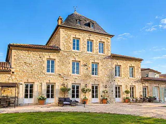 Gasques 82400 Achat / Vente maison 12 pièces t12 parking