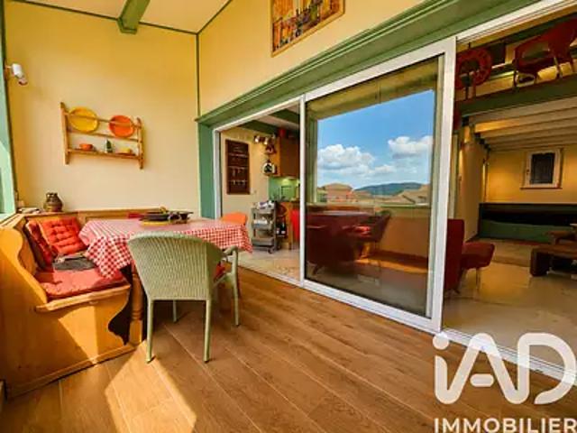 Gassin 83580 Achat / Vente appartement 3 pièces t3 au dernier étage terrasse