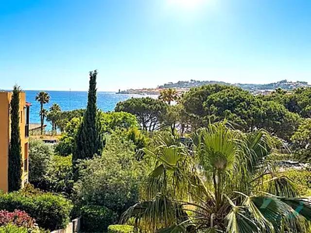 Gassin 83580 Achat / Vente appartement 2 pièces t2 terrasse