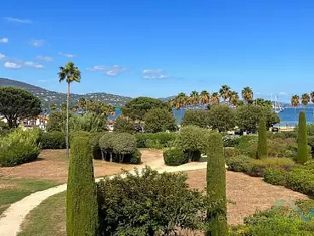 Gassin 83580 Achat / Vente appartement 4 pièces t4 terrasse