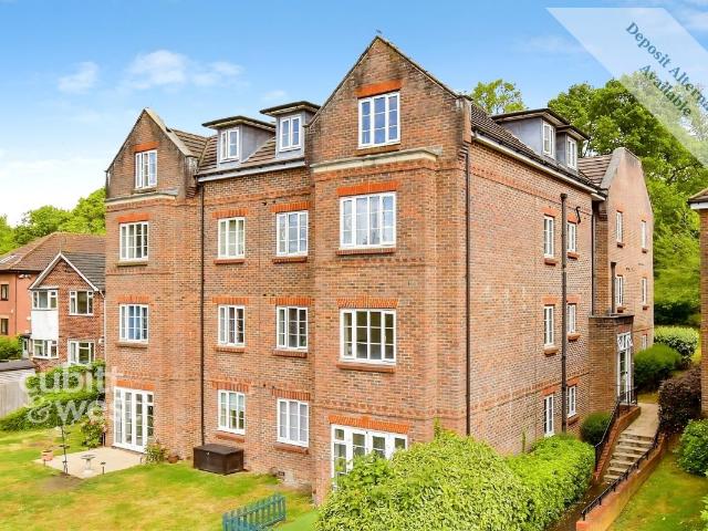 Gatton Park Road, Redhill RH1, 1 bed flat to rent, £1,350 pcm | PrimeLocation