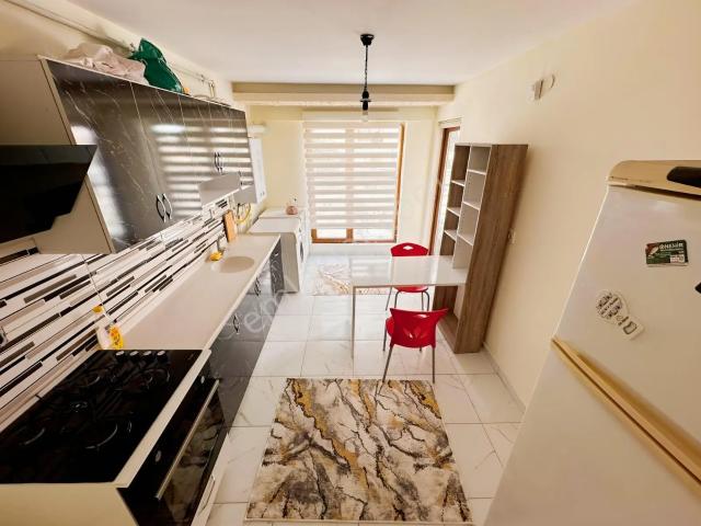 Gata'ya Yakın 1+1 Katta Eşyalı Yeni Full Yapılı Kiralık Daire