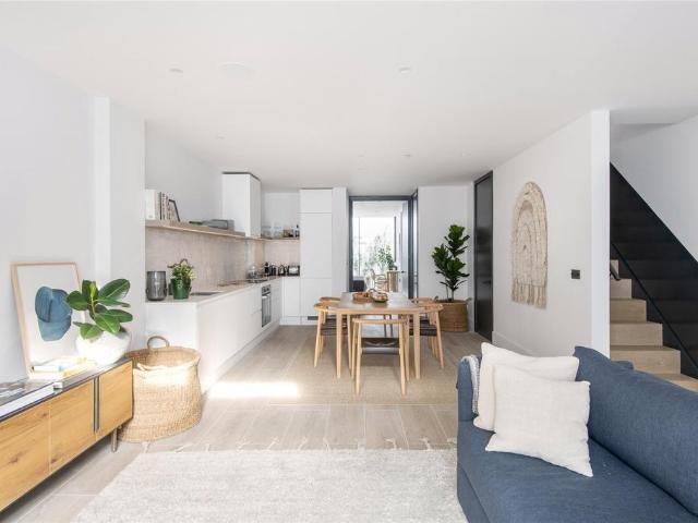 Gate House, London, W2 2 bed apartment to rent £10,833 pcm £2,500 pw