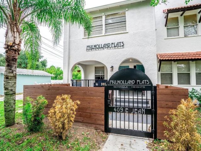 Gated Seminole Heights Apartments 1 Bedroom Apartment for Rent at 405 405 and 409 E Jean St, Tampa FL 33604, Tampa, FL 33604 Old Seminole Heights