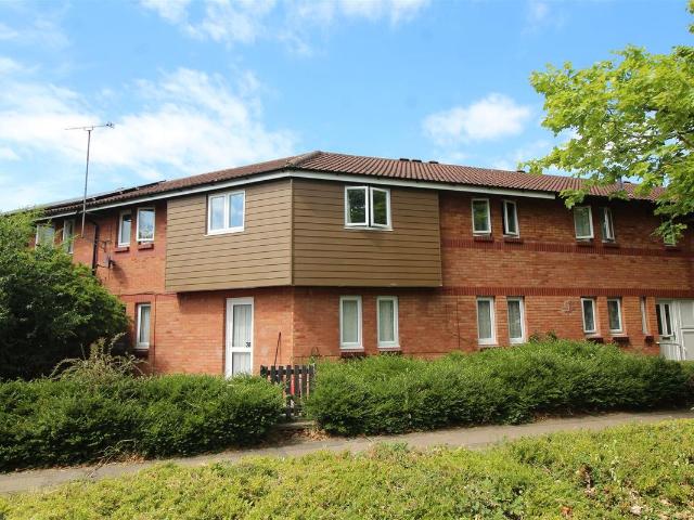 Gatenby, Werrington, Peterborough PE4, 2 bed maisonette to rent, £850 pcm | PrimeLocation
