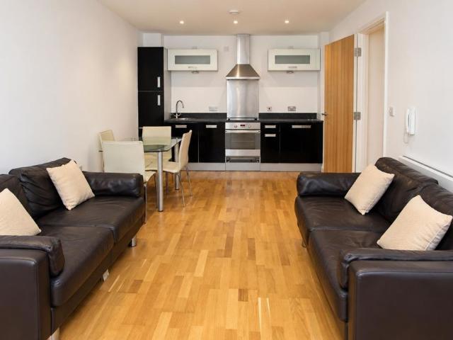 Gateway East, Leeds City Centre, LS9 8AU