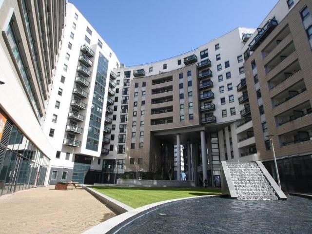 Gateway South, Marsh lane, Leeds, LS9 1 bed flat to rent £950 pcm £219 pw