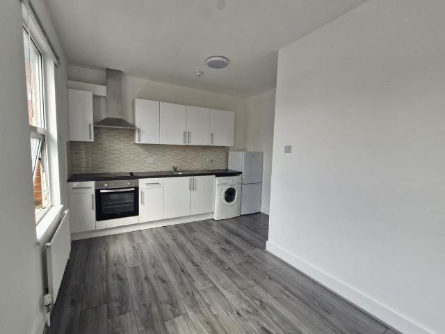 Gathorne Road, London N22, 1 bed flat to rent, £1,450 pcm | PrimeLocation