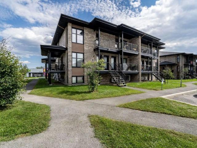 Gatineau Plateau portfolio — 2 Bedroom unit 1