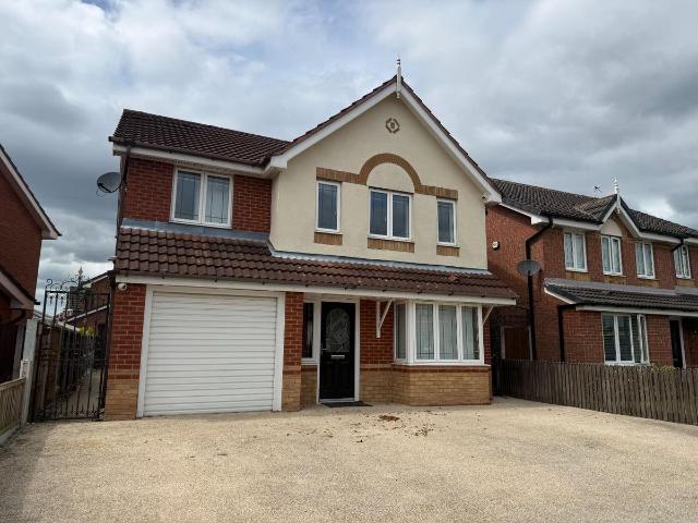 Gatley Close, Tyldesley, Manchester M29, 4 bed detached house to rent, £1,600 pcm | PrimeLocation