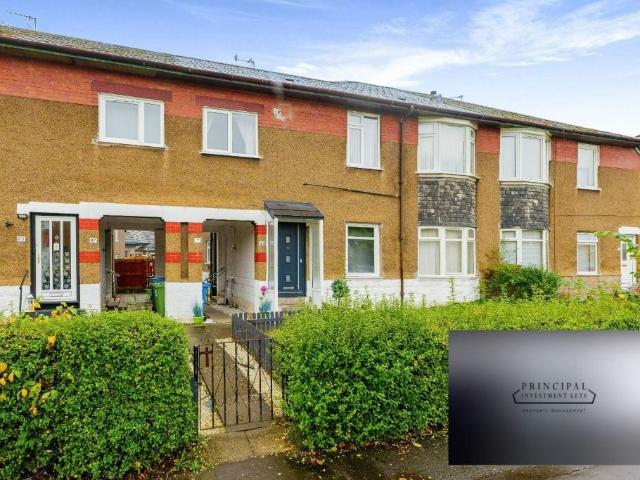 Gauldry Avenue, Glasgow G52, 4 bed flat to rent, £1,800 pcm | PrimeLocation