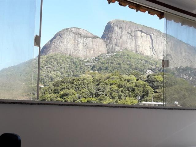 Gavea PUC Quartos Individuais Femininos