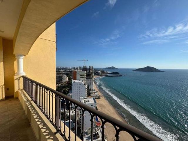 P&apos RECIO REDUCIDO! GAVIAS GRAND, Depa En venta en PLAYA Marina Mazatlán