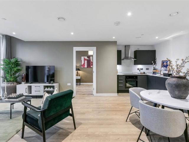 Gaythorn Street, Salford M5, 2 bed flat to rent, £1,500 pcm | PrimeLocation