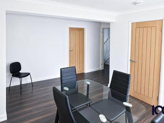 Gay Links, Basildon, SS14 3 bed terraced house to rent £1,675 pcm £387 pw