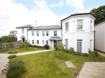 Gayfere Place, London, SE25 2 bed apartment to rent £1,700 pcm £392 pw