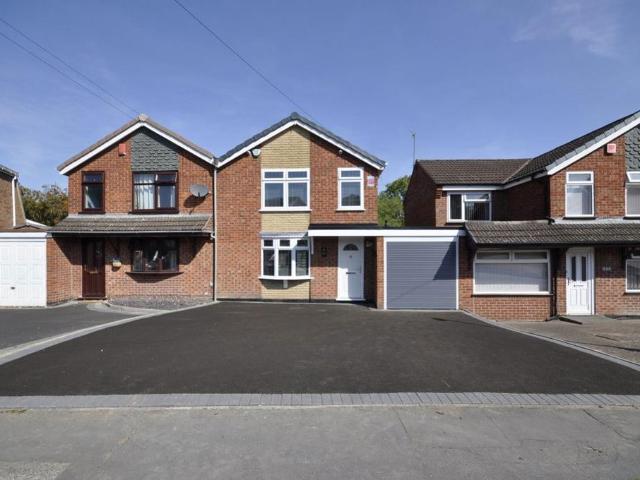 Gayfield Avenue, Brierley Hill 3 bed semi detached house to rent £1,295 pcm £299 pw