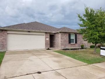 Denton County, Texas, USA - Garden, Parking
