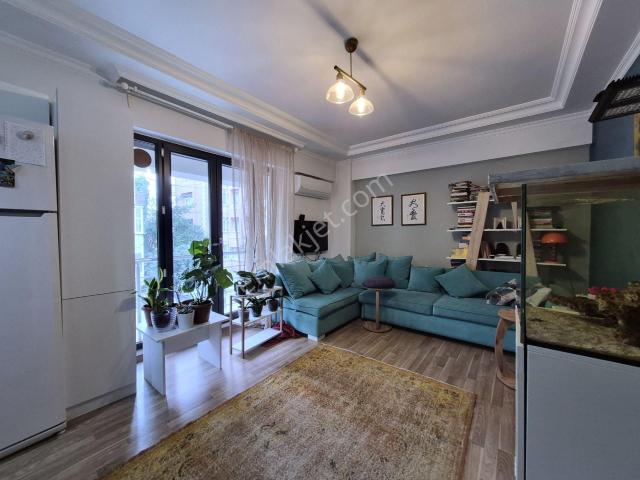 Gayrettepe Merkeze Çok Yakın 2+1 75 M2 Genç Binada Lüks Full Eşyalı 25 M2 Teraslı Kombili Klimalı