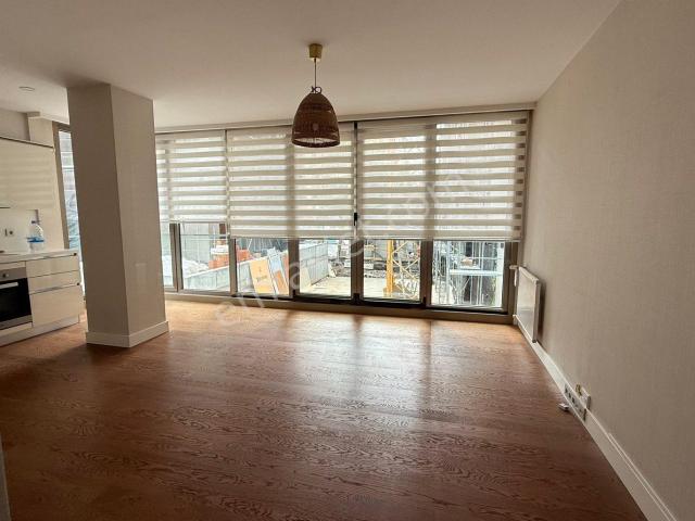 Gayrettepe’de 1+1 Şık Yeni Daire